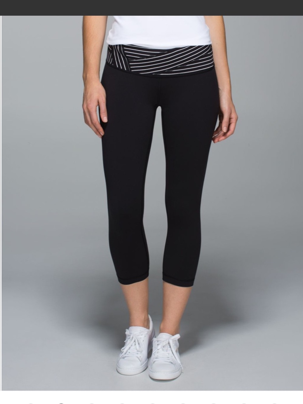 Lululemon Wunder Under Reversible Crop Leggings Black - Picture 9 of 13